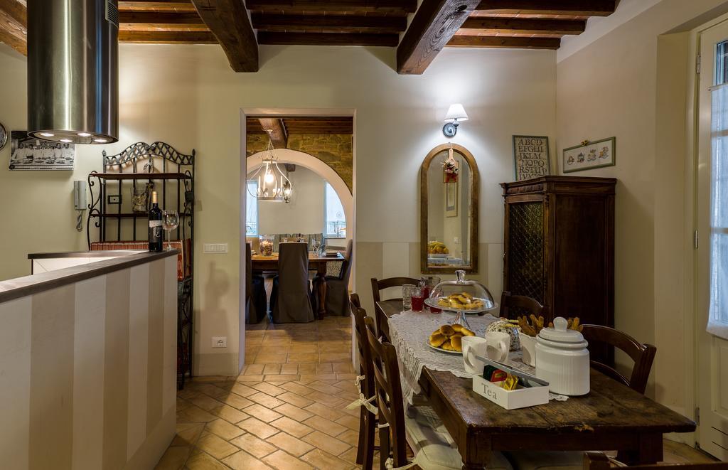 La Rugantina Hotel Cortona Buitenkant foto